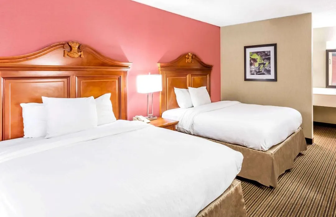 Ramada By Wyndham Salt Lake City North Temple-1