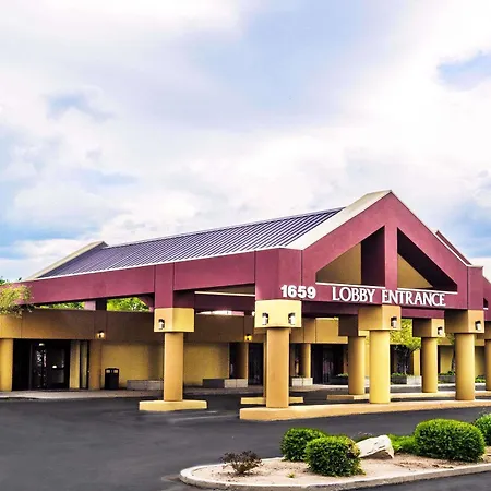 Ramada By Wyndham Salt Lake City North Temple-3